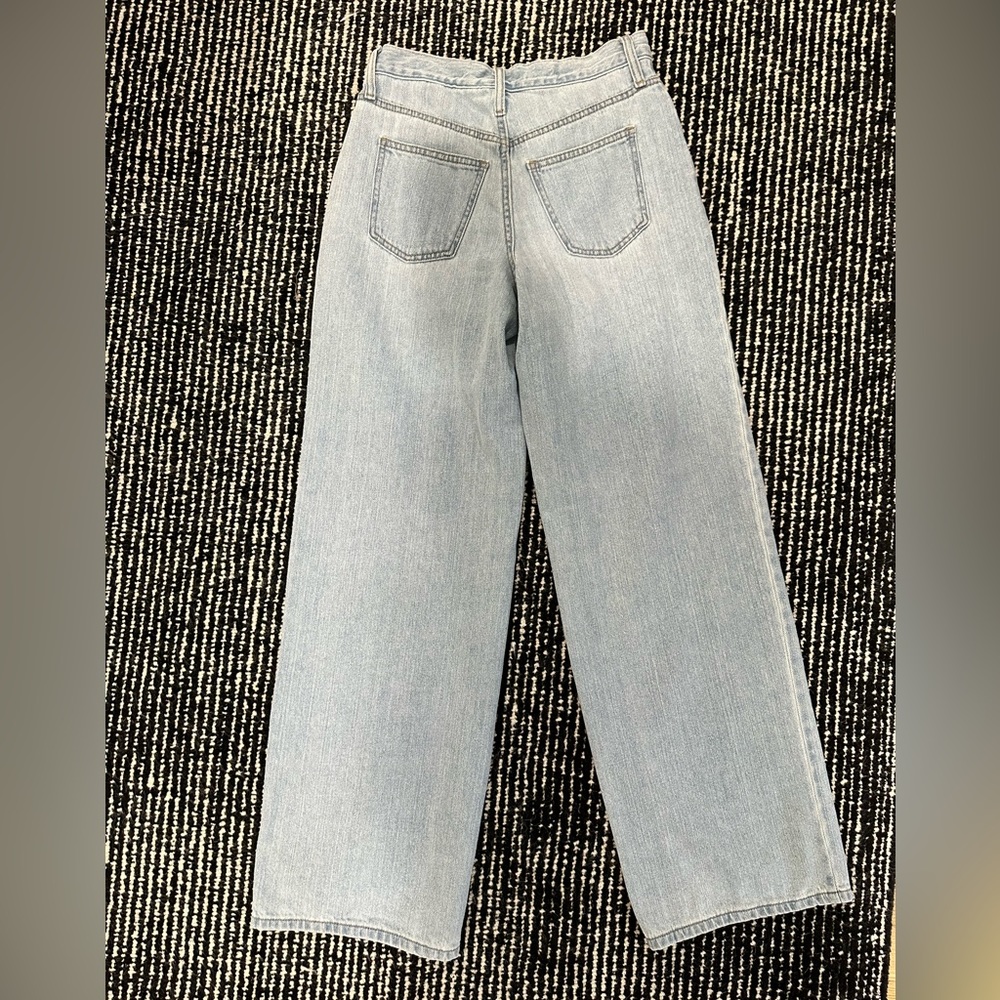Universal Thread - boyfriend jeans - Picture 3 of 4
